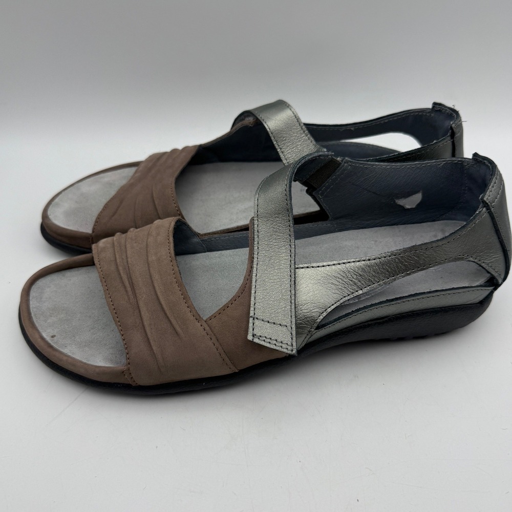 Naot Papaki Sandals Women 40 US 9-9.5 Brown Pewter Leather Adjustable Comfort